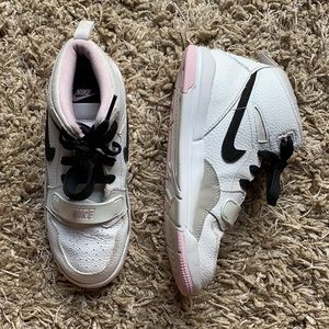 Jordan Legacy 312 GS White Black Pink Foam